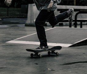 开云在线赛事平台-绿茵双面镜，姆巴佩的利刃与韩国的铁壁，现代足球的攻守启示录