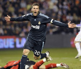 开云官方平台-墨西哥轻取奥地利，坎特关键制胜，战术纪律铸就经典胜利