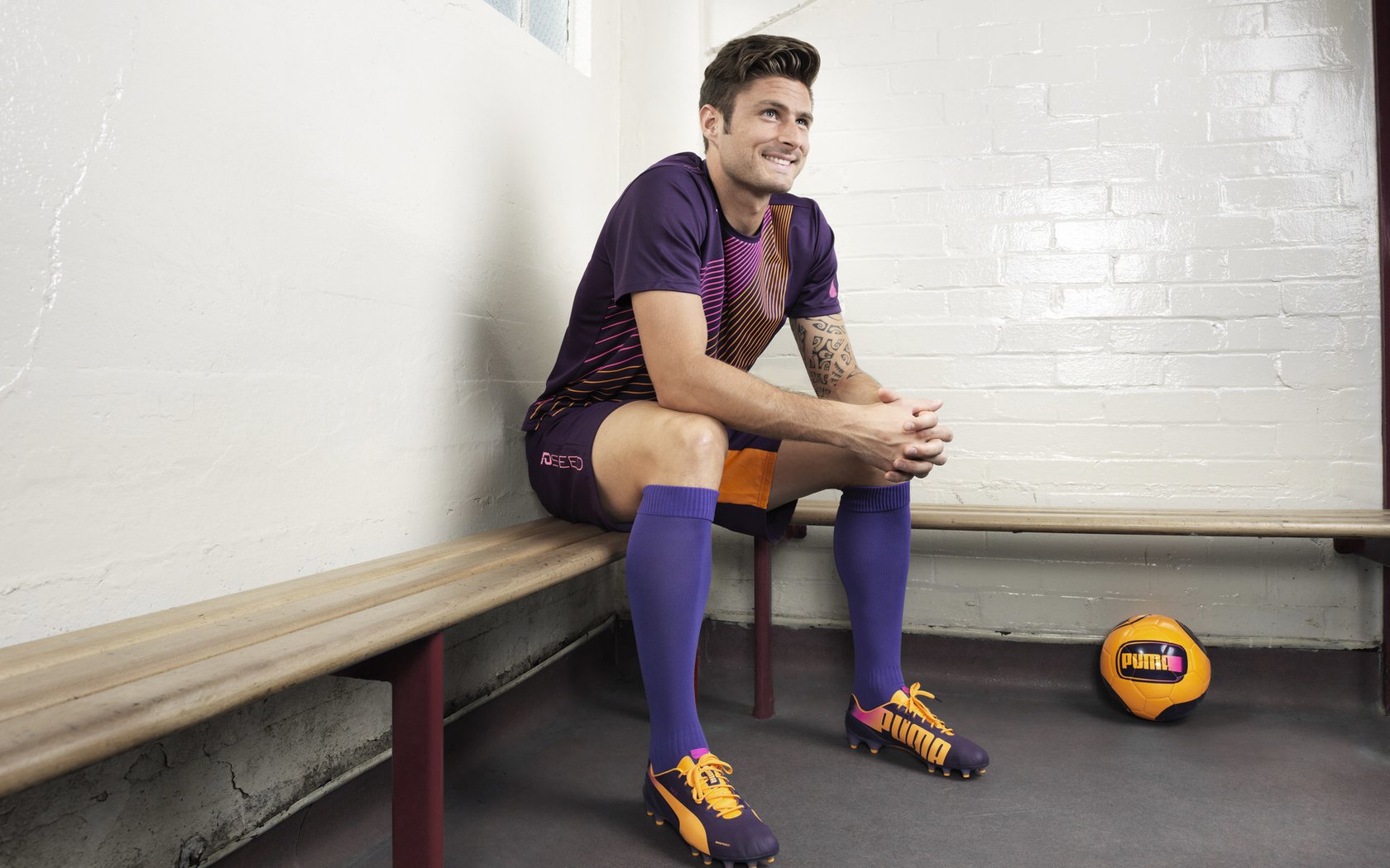 战术的河流与堤坝,当加拿大洪水冲垮阿森纳,莫德里奇如何成为攻防转换的永恒坐标