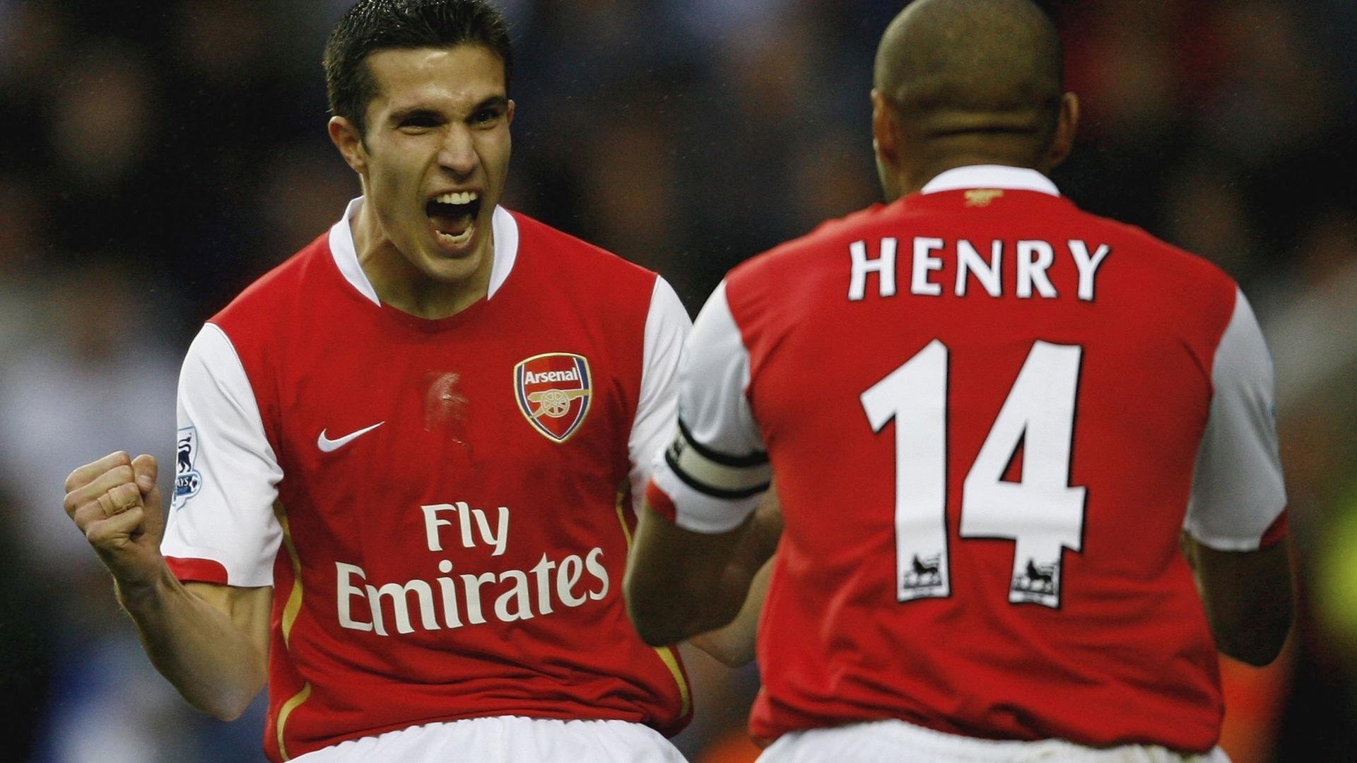 孙兴慜一锤定音,波兰战术击溃塞维利亚背后的关键先生哲学